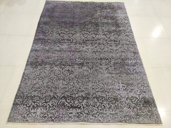 Choosing the Perfect Hand-Knotted Modern Rug for Your Home