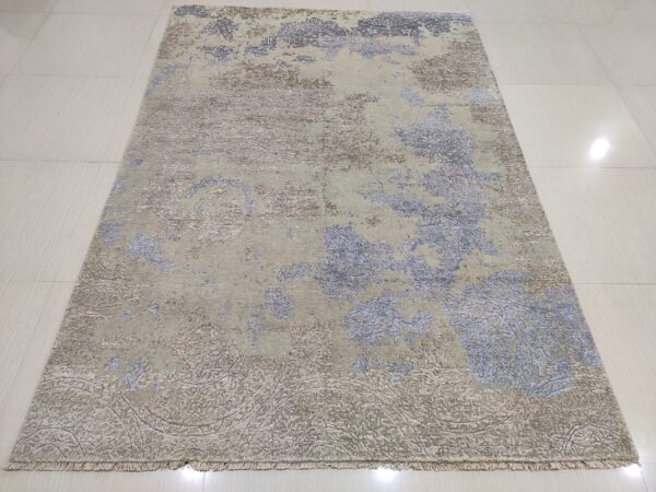 Hand-Knotted Modern Rugs: The Ultimate in Floor Fashion