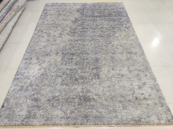 Hand-Knotted Modern Rugs: Perfect for Rustic Interiors