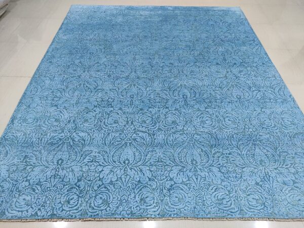 Hand-Knotted Modern Rugs: Perfect for Casual Elegance